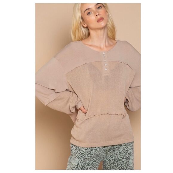 BOHO Knit hooded Top in Mocha - Picture 3 of 8